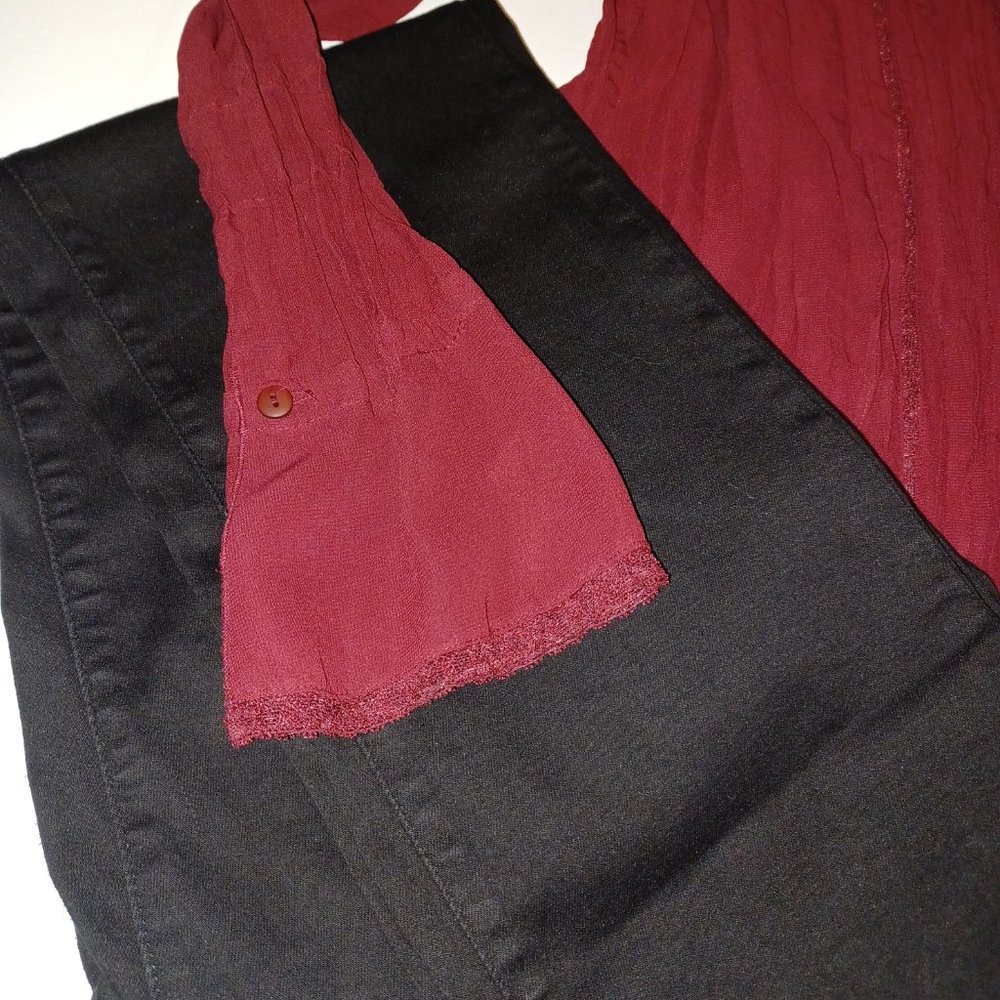 CLOTHING CO. - Picture 3 of 4